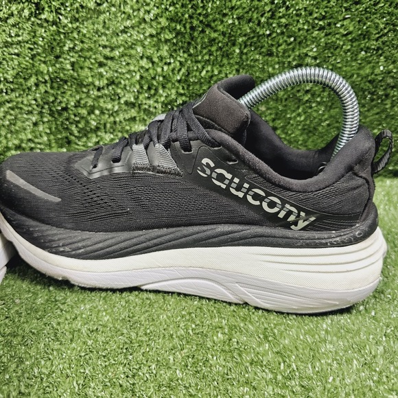 Saucony Hurricane 24 Black White Athletic Running Sneakers S10933-100 Womens 8 - Picture 6 of 11
